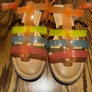 Adorable jelly pastel sandals size 2 (barely worn)